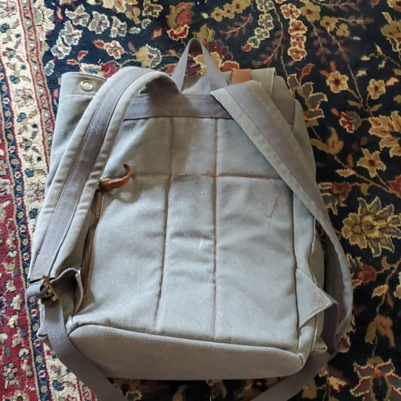 Backpack - Picture 2 of 3